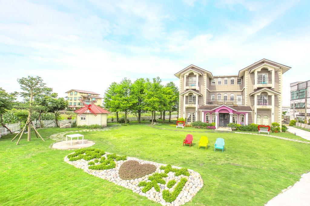 伊莎愛莉溜滑梯親子民宿 Wujie Exterior foto