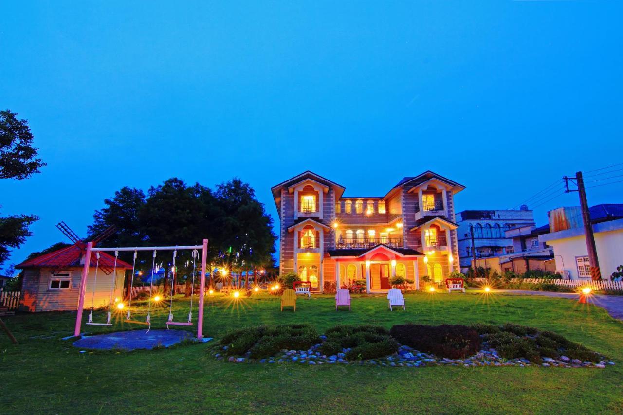 伊莎愛莉溜滑梯親子民宿 Wujie Exterior foto